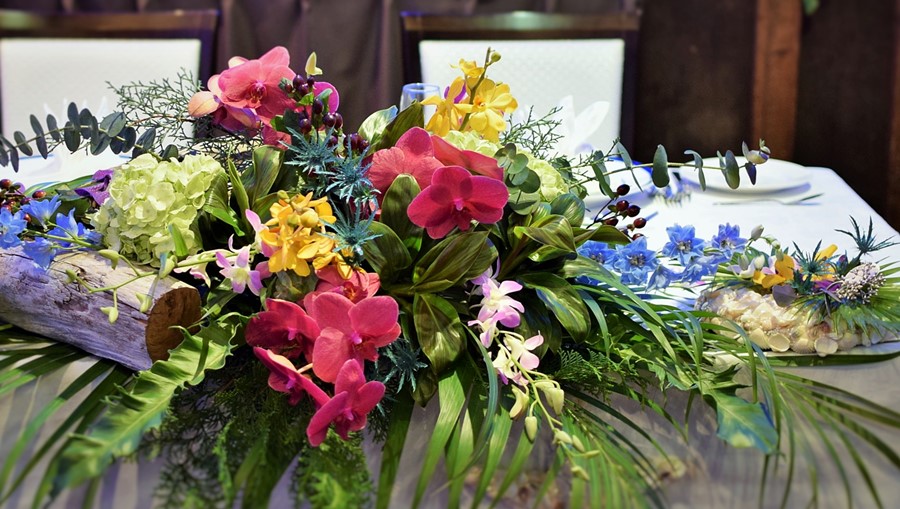 幕張の結婚式場、海のイメージの会場装飾メイン
