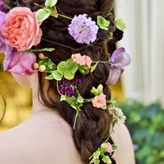 結婚式や成人式、イベントのヘアパーツ、髪飾り|ラプンツェル風散らし
