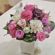 千葉市幕張でプリザーブドフラワーオーダー贈呈用のアレンジ2|贈呈花やお祝い花にもおすすめ