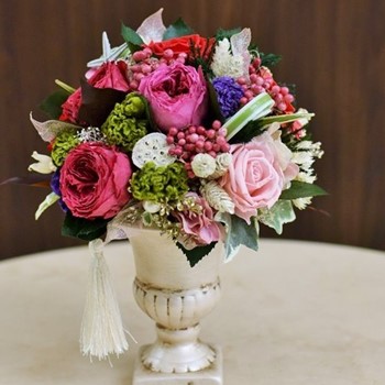 プリザーブドフラワーアレンジメントを千葉の幕張の花屋から全国発送