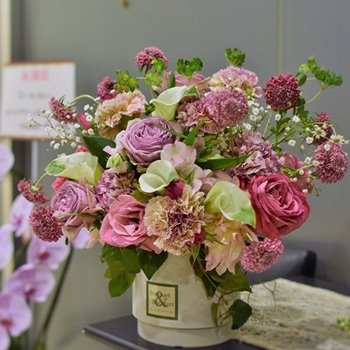 浦安へお祝い花、アレンジメント　L