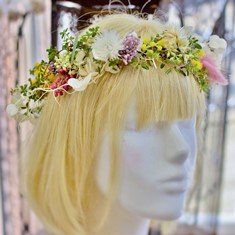 結婚式や成人式、イベントのヘアパーツ、髪飾り|ドライの花かんむり淡く