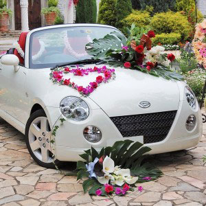 ウェルカムカー、ご自分のお車をお花でデコレーション